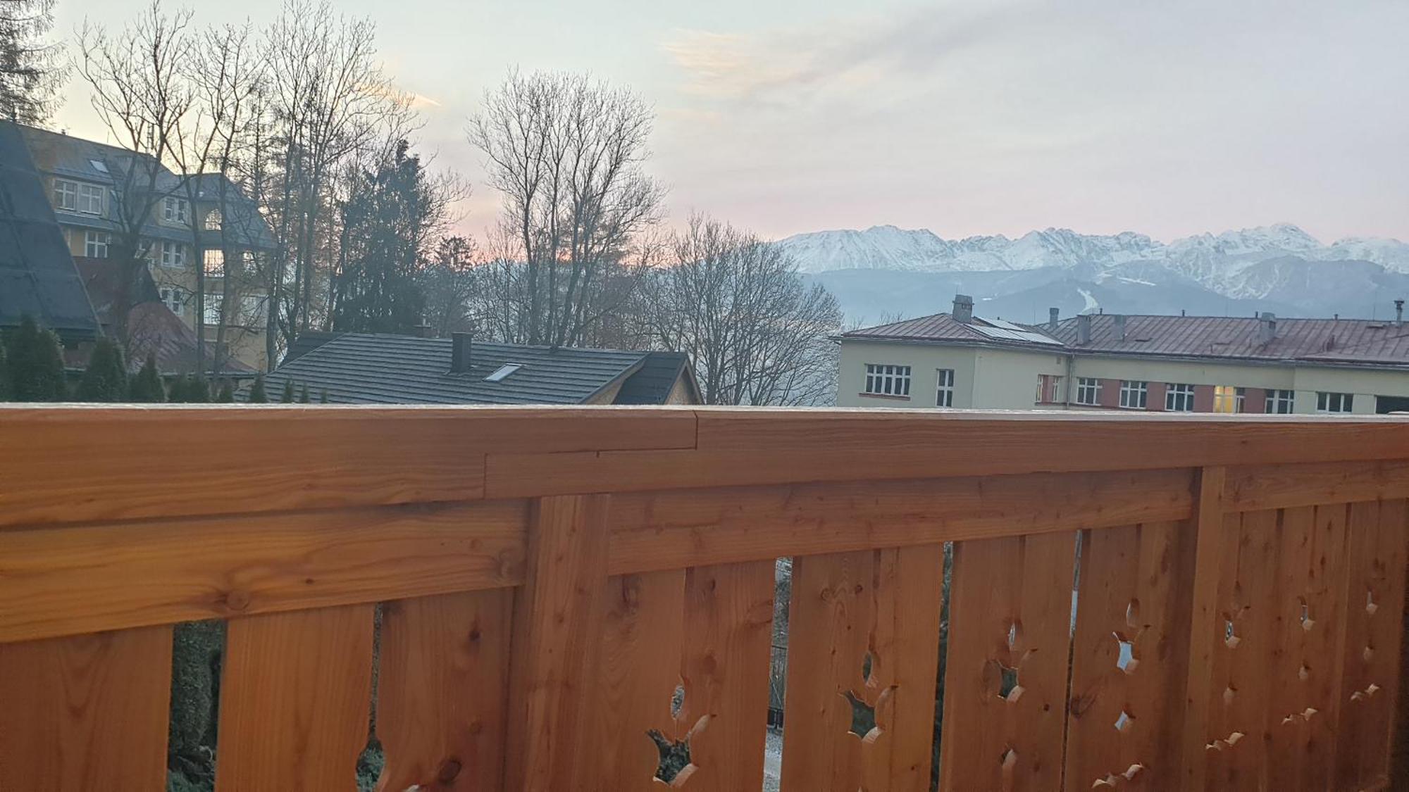 Villa Fortuna - Regionalne Apartamenty & Spa - Sauna, Grill, Jacuzzi Z Widokiem Na Tatry Zakopane Oda fotoğraf