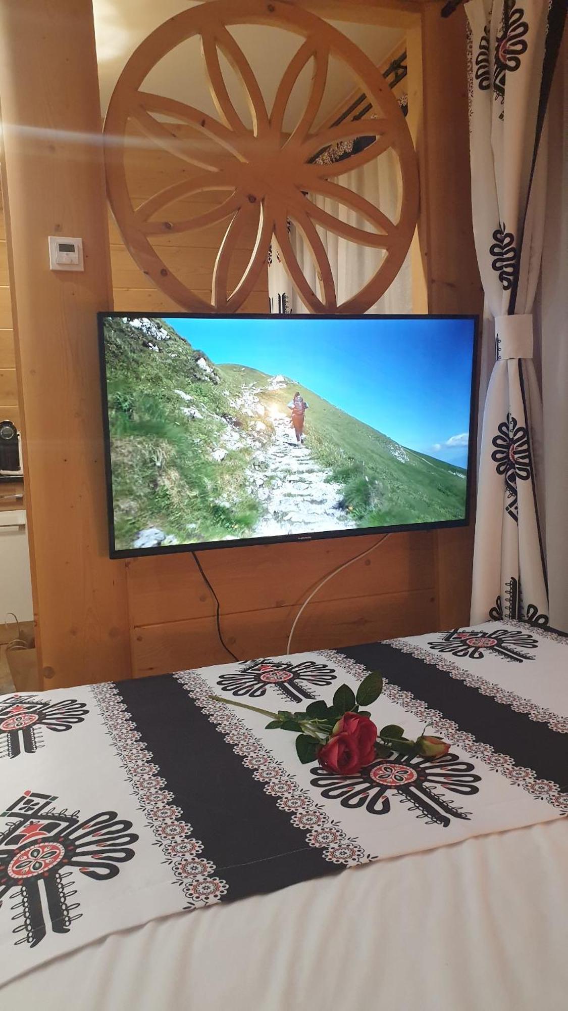 Villa Fortuna - Regionalne Apartamenty & Spa - Sauna, Grill, Jacuzzi Z Widokiem Na Tatry Zakopane Oda fotoğraf